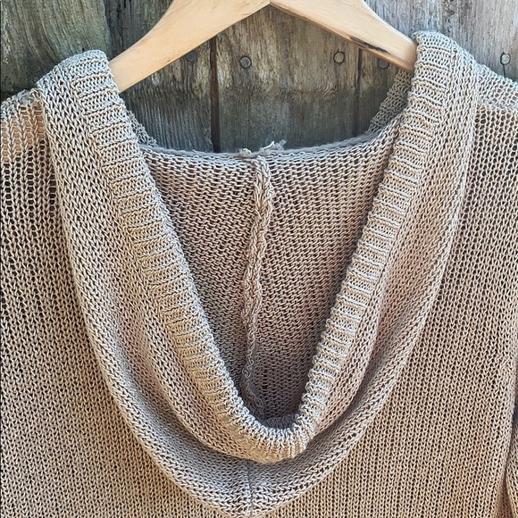 VINTAGE HAVANA | Ditressed Open Knit Hoodie - Picture 10 of 11